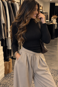 Pull côtelé noir femme à col roulé – Doux, chaud et ultra-extensible