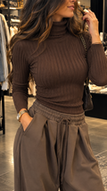 Pull côtelé chocolat femme à col roulé – Doux, chaud et ultra-extensible