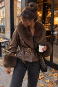 Veste  «MARRON CHOCOLAT» ceinturée à col effet fourrure